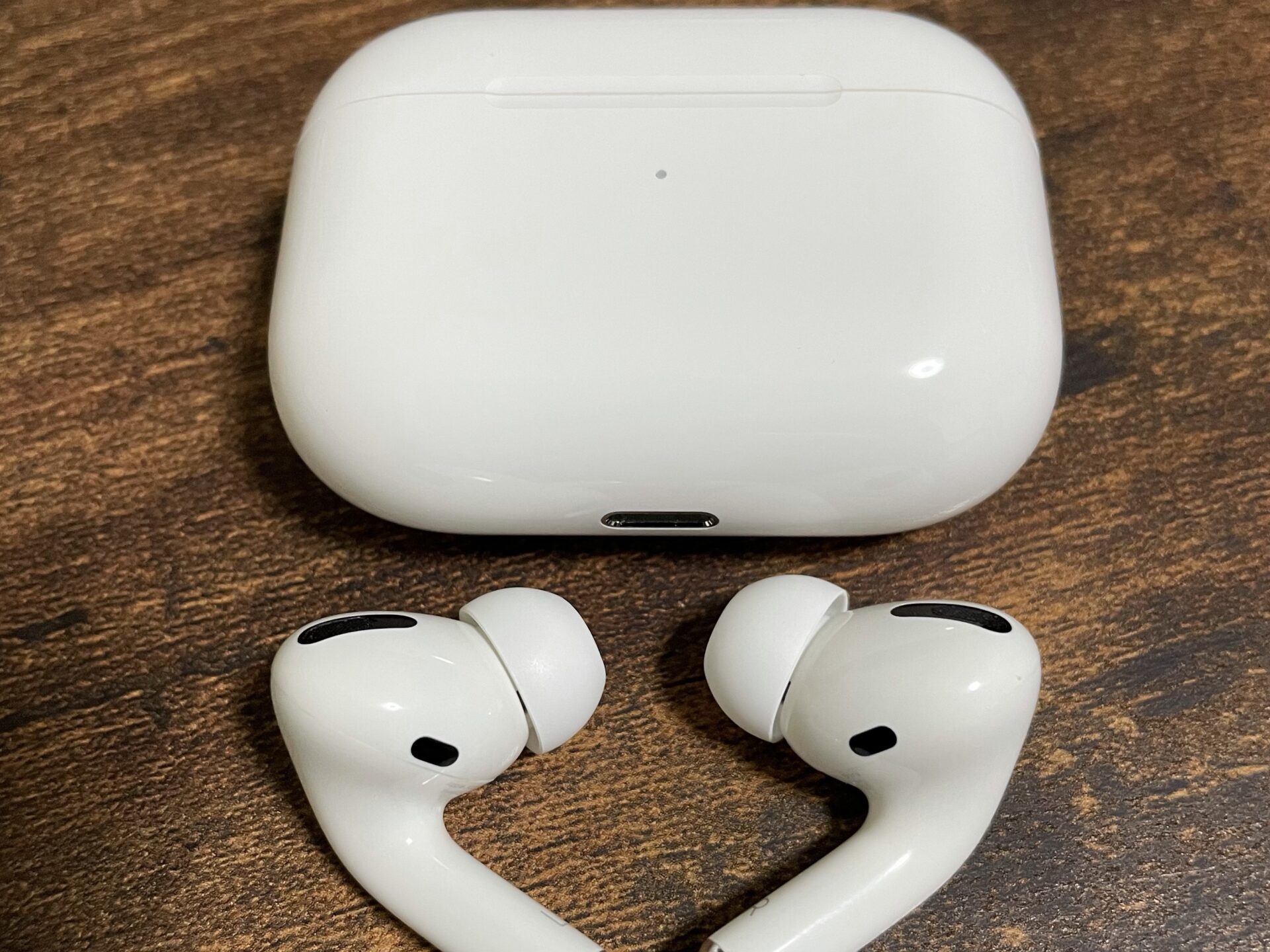 免税物品 【国内正規品】AirPods Pro イヤホン 左耳 のみ MLWK3J/A