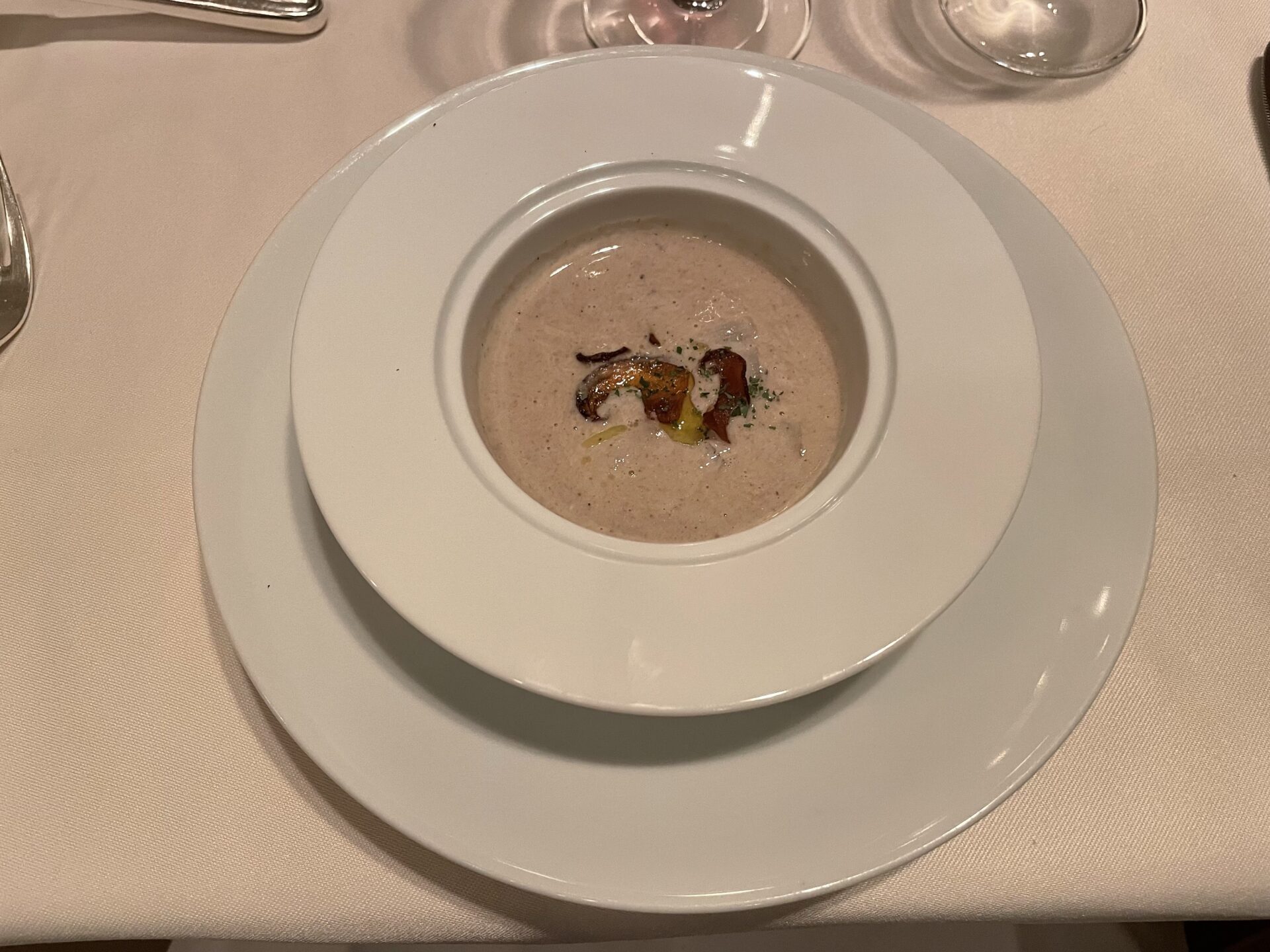 北海道ホテル　椎茸のスープ
