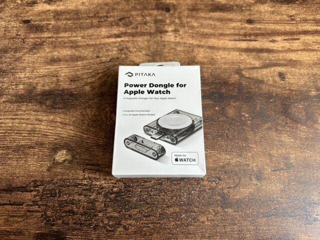 Power Dongle for Apple Watch　パッケージ