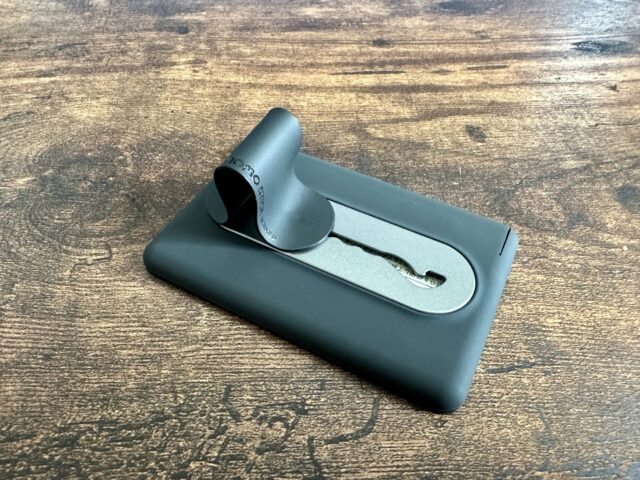 Mag Card Grip MagSafe対応カードケース付きグリップスタンド　グリップ　最上段