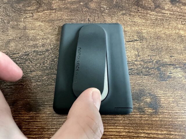 Mag Card Grip MagSafe対応カードケース付きグリップスタンド　グリップ